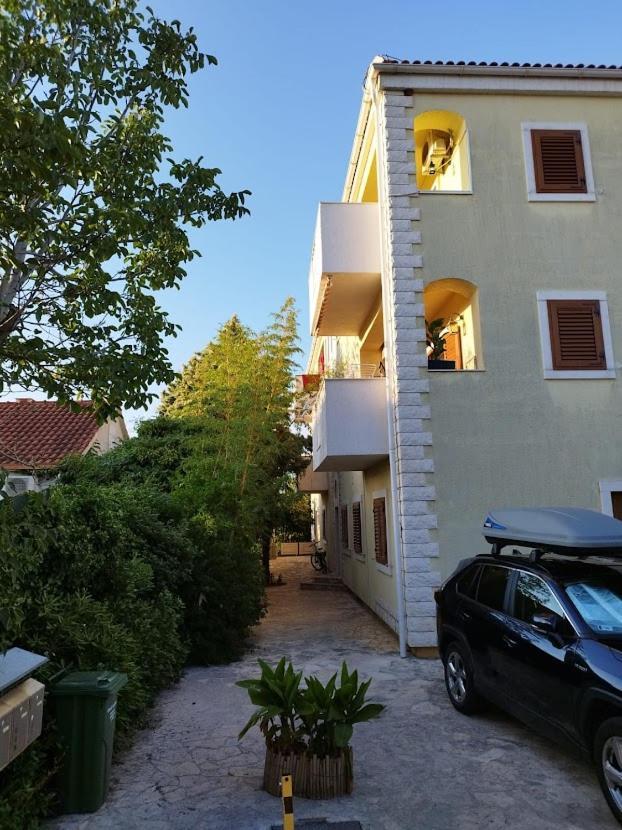 סופטאר Apartman Mediterraneo מראה חיצוני תמונה