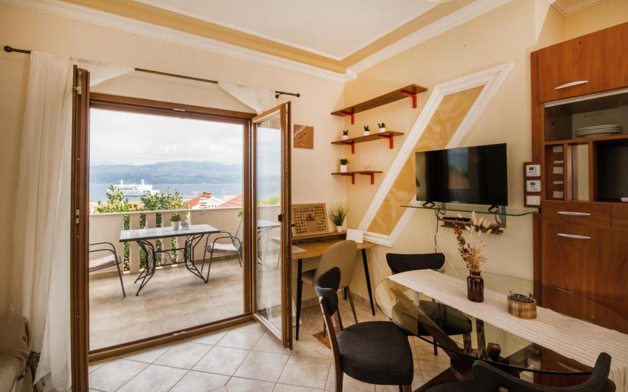 סופטאר Apartman Mediterraneo מראה חיצוני תמונה