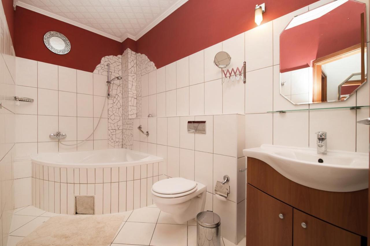 סופטאר Apartman Mediterraneo מראה חיצוני תמונה
